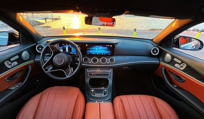 
								Mercedes-Benz E350 full									