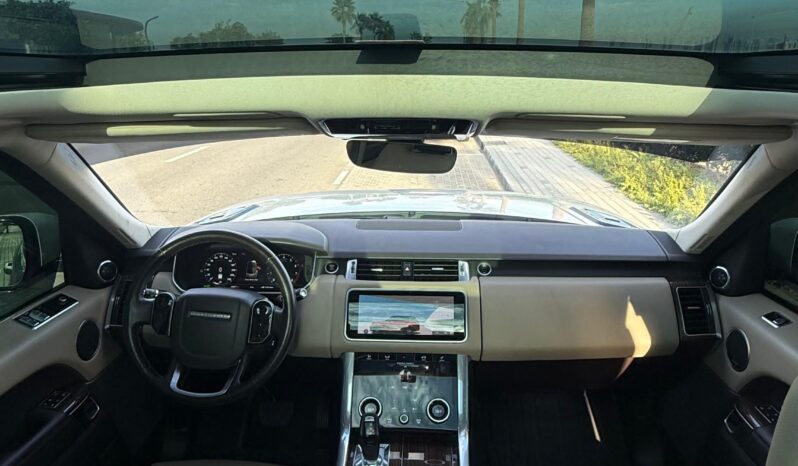 
								Range Rover  White full									