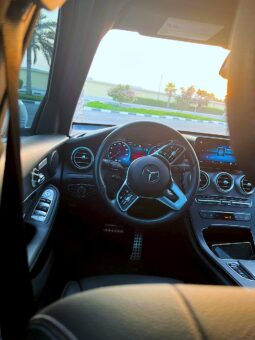 
										Mercedes Glc300 full									