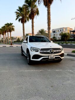 
										Mercedes Glc300 full									